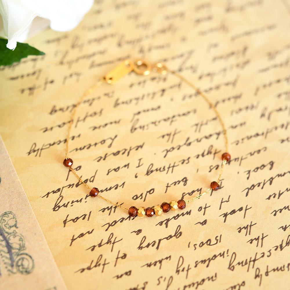 深紅 ガーネットとゴールドビーズのブレスレット サージカルステンレス316 重ね付けにも！1月誕生石 | 4枚目