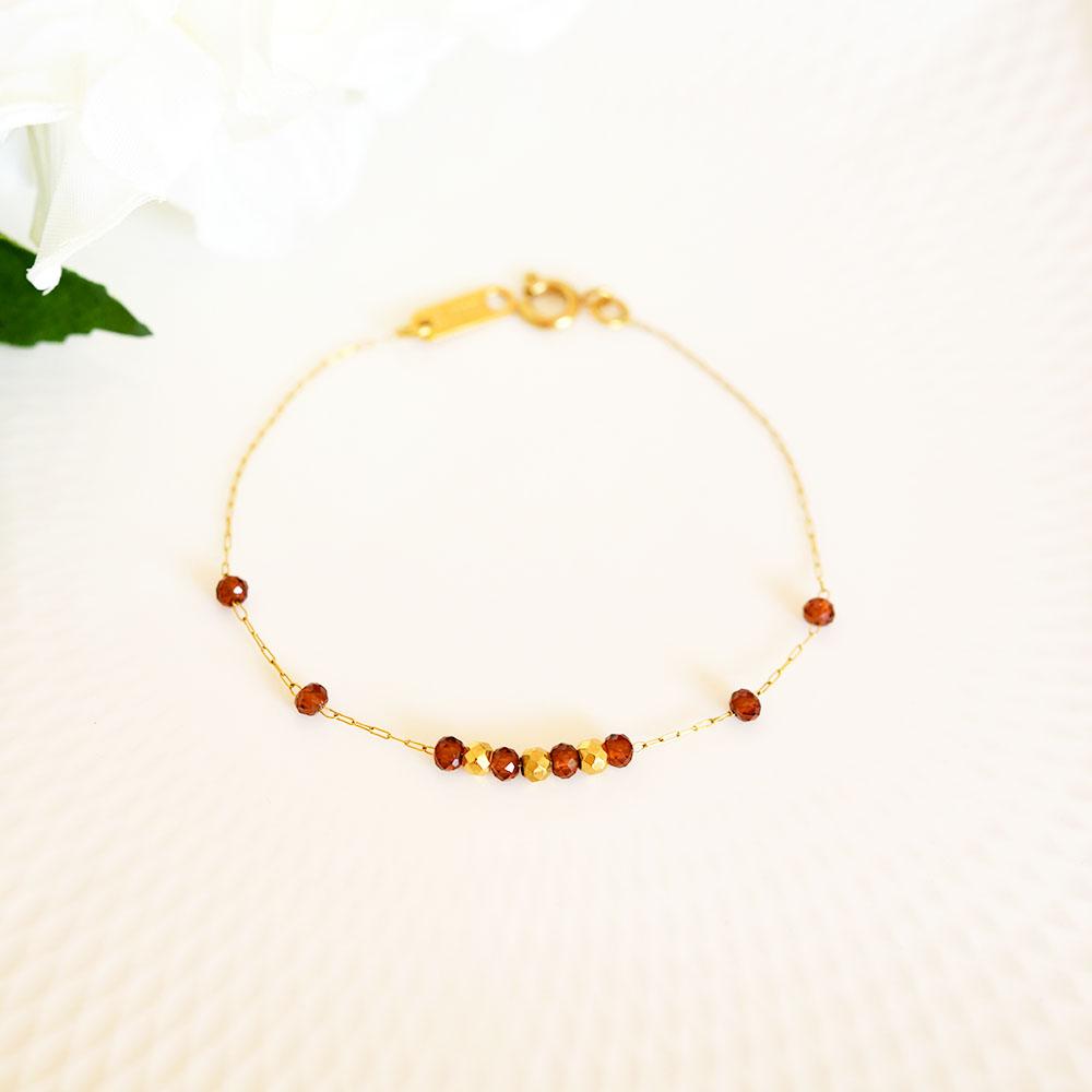 深紅 ガーネットとゴールドビーズのブレスレット サージカルステンレス316 重ね付けにも！1月誕生石 | 6枚目