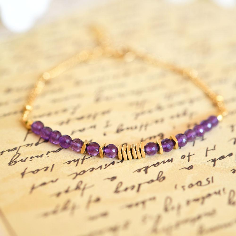 アメジストとゴールドビーズのブレスレット サージカルステンレス316 重ね付けにも　2月誕生石 | 5枚目
