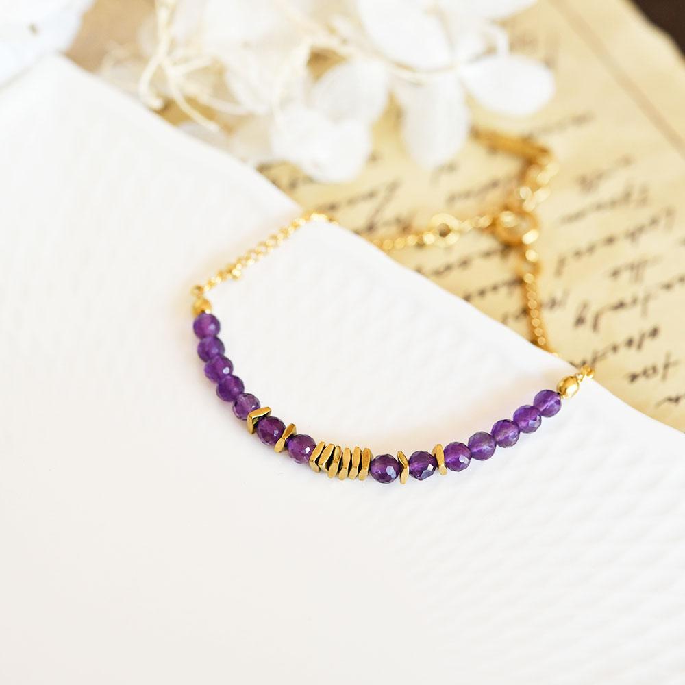 アメジストとゴールドビーズのブレスレット サージカルステンレス316 重ね付けにも　2月誕生石 | 6枚目
